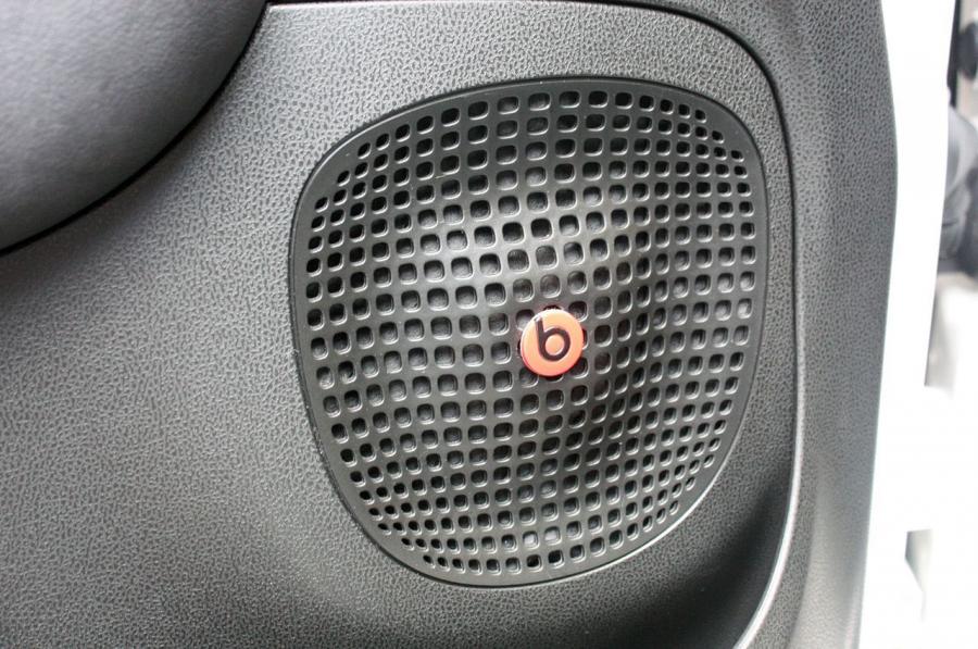  Fiat 500L 2014 года  (фото 61 из 138)